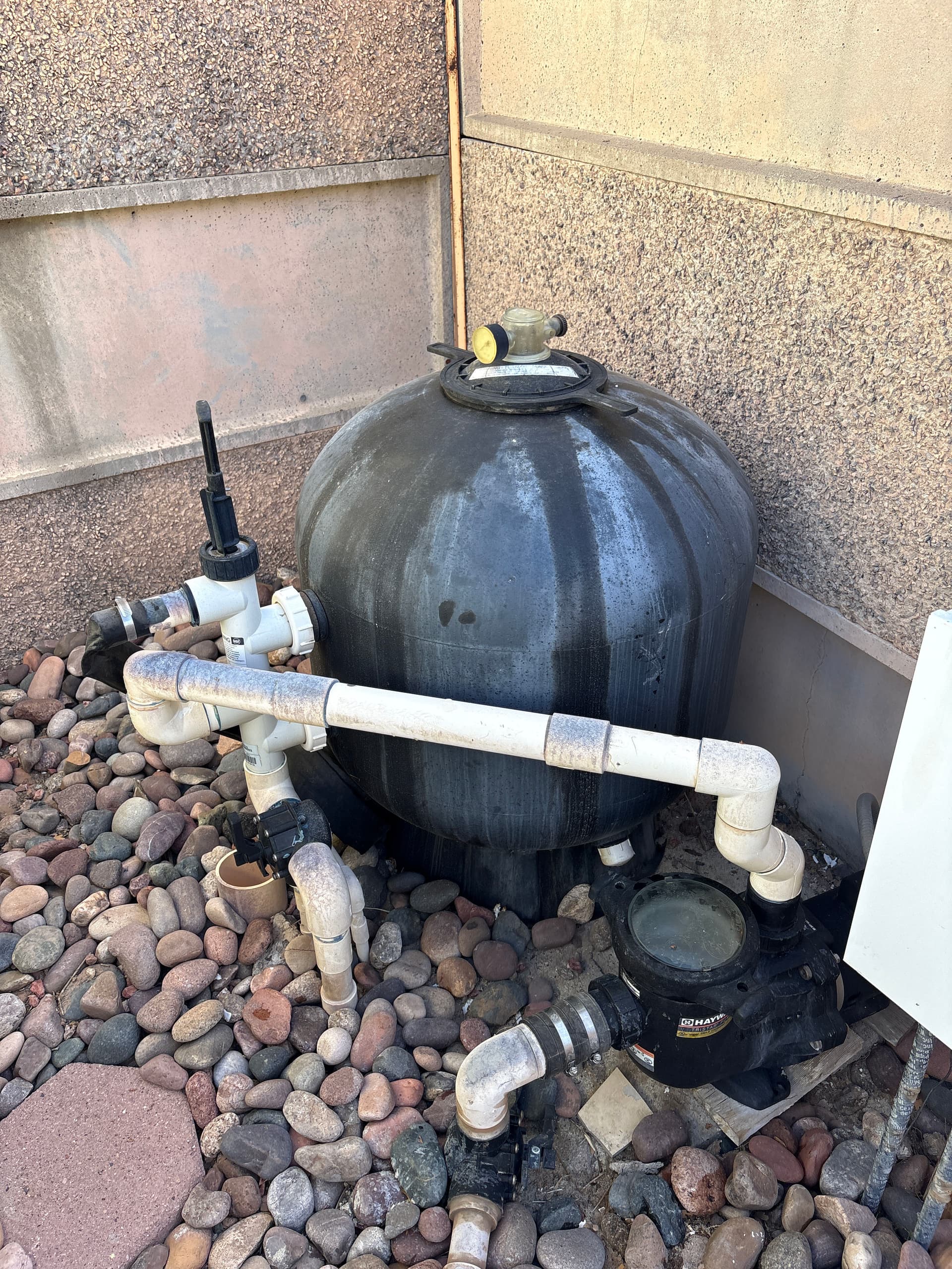 Gallery photos for Green Pool Drain, Wash and Filter Sand Change in Arizona: Image #4