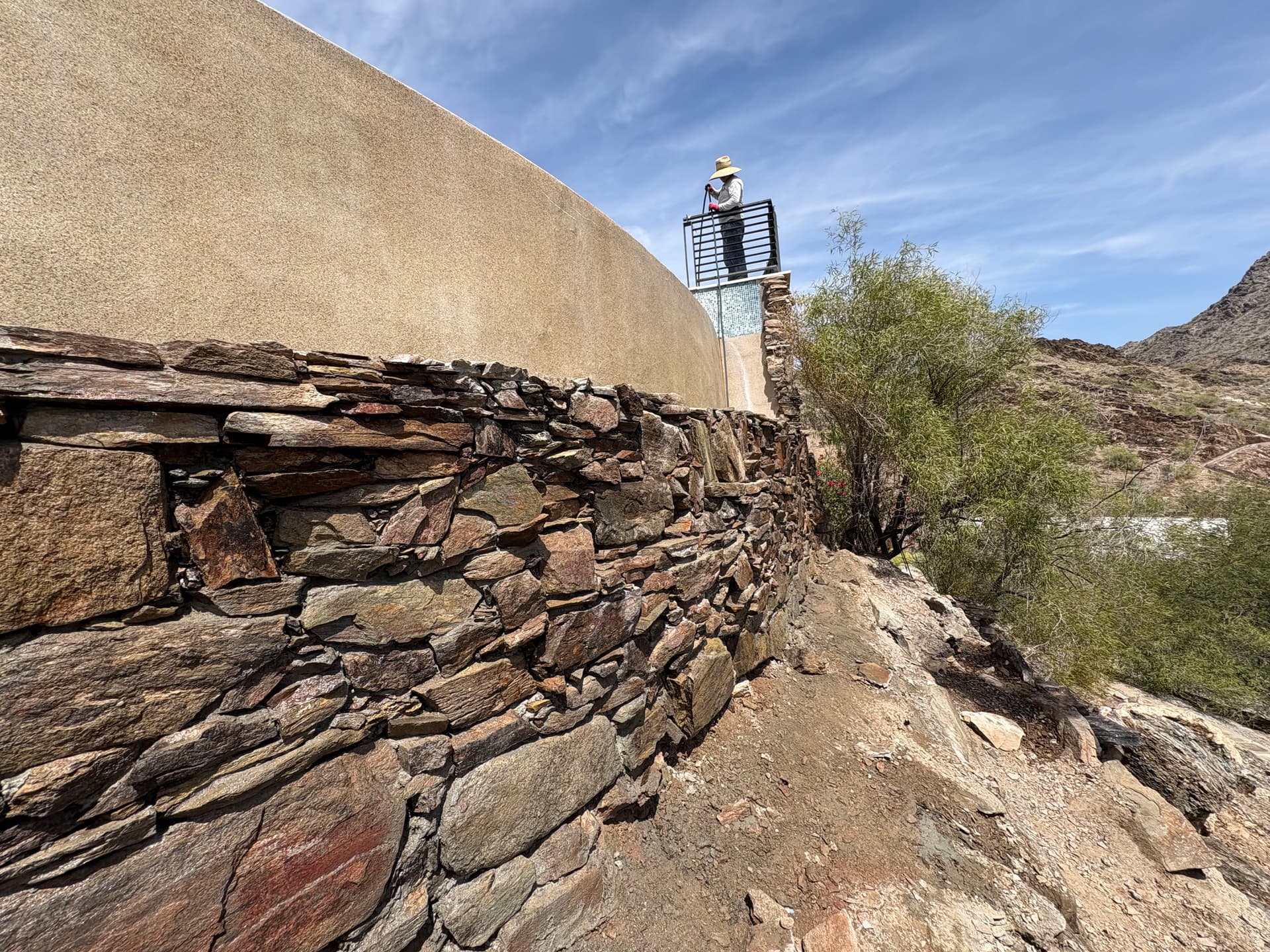 Gallery photos for Failing Faux Stone Wall Stripped Down and Rebuilt Right: Image #6
